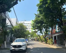 Cần bán gấp căn nhà 2 tầng giá rẻ dt 185m2 Đường Lý Nhân Tông, Hải Châu Tp Đà Nẵng