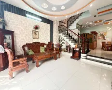 Cho thuê nhà full nội thất có gara ô tô riêng ở liền