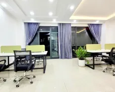 Cho thuê tầng 3 Đường 36, đầy đủ nội thất văn phòng giá 10 triệu 8, có xuất VAT, có ban công thoáng