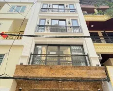 Cho thuê nhà Lê Văn Thiêm-Nguyễn Tuân: 90m2, 6.5 tầng, thang máy, khu VIP trung tâm quận, 40tr/th