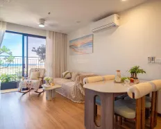 Tôi cần cho thuê căn hộ 2 phòng ngủ full nội thất (60 m2) gần sông, cách biển chỉ 1,5 km