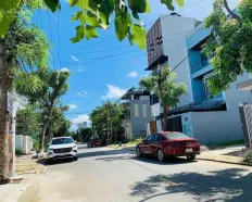 Bán đất MT Hoàng Đức Lương DT 100m2 ngang 5m đường 7m5