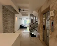 Nhà phố full nội thất khu Him Lam Quận 7, hầm 3 lầu, thang máy, 5PN 70 triệu/tháng
