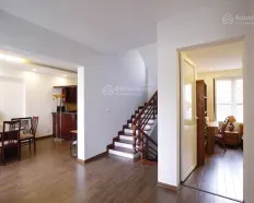 Cho thuê nhà vườn đẹp 5 tầng khu phố Tứ Liên, Tây Hồ, Hà Nội:0981 222