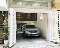 Cho thuê nhà nguyên căn Nguyễn Cảnh Dị - Định Công, DT 55m* 4 tầng, ô tô đỗ cửa ngày đêm, giá 18tr