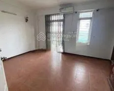 Cho thuê nhà ngõ 68 Trung Kính 65m x4T ô tô đỗ cửa