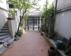 Cho thuê nhà vườn Tứ Liên, Tây Hồ, Hà Nội Diện tích: 130m2 | 3 tầng