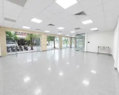 Cho thuê văn phòng tầng 1 89m - 20.8 tr/tháng, hai mặt tiền, lối đi riêng biệt | Property Danang