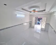 Nhà mới 2 lầu + sân thượng 4 phòng 8 triệu 3.2x13m hẻm ô tô gần bệnh viện Nhà Bè