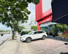 Nhà 5 tầng có hầm mặt tiền Phạm Văn Đồng - Giá 23 triệu/tháng, P. Hiệp Bình Chánh