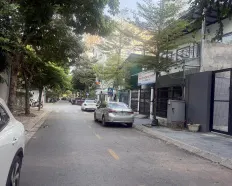 Cho thuê nhà khu TĐC Giang Biên - Cạnh Ruby2 - Vỉa hè - Kinh doanh - Nhà xưởng đẹp. DT 77m2, MT: 7m