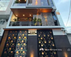 Mới lên sóng căn nhà phố hiện đại sang trọng khu Vip Quận 7