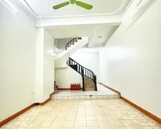 Cho thuê nhà phố nguyên căn phố Hoàng Văn Thái Thanh Xuân Hà Nội giá 15.5tr/tháng
