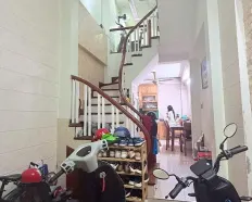 Cho thuê nhà ngõ Viện Máy, Mai Dịch 33m x 5T đủ đồ, đối diện DHQG Hà Nội