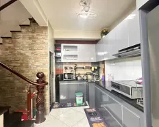 Quá rẻ, cho thuê biệt thự mini đẹp, 3PN, 3WC, PK, đường Số 13A, Bình Tân ngay Bình Long
