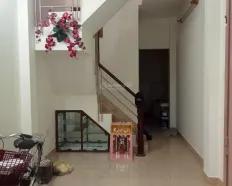 Nhà đường Nguyễn Trãi gần Lê Hồng Phong, 4 phòng ngủ, khu an ninh.