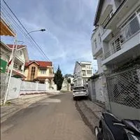Cần Bán Gấp Lô Đất Biệt Thự Mặt Tiền KQH Yersin Đà Lạt ngay trung tâm chỉ cách hồ Xuân Hương 1,5km