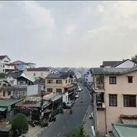 Nhà 4 tầng mặt tiền Trần Nhật Duật khu trung tâm gần công an Tinh