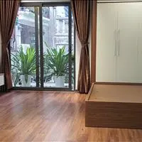 Nhà đẹp phố Bạch Mai, 56 m2, 5 tầng thang máy, 5 ngủ, ở luôn!