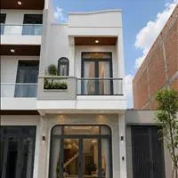Nhà 1 tầng 120m2, hẻm xe hơi 7m ngay BV Hoàn Mỹ Thủ Dầu Một.