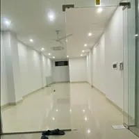 Chính chủ cho thuê văn phòng công ty tại tầng 1