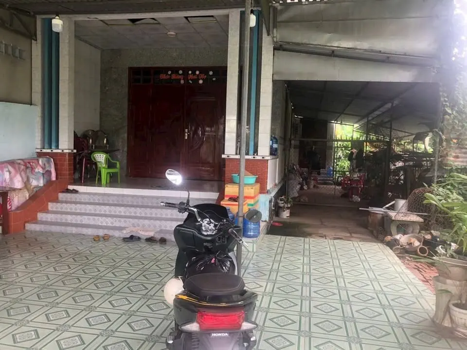 Siêu phẩm nhà mặt tiền lộ bãi rác Phú Hưng, Bến Tre
