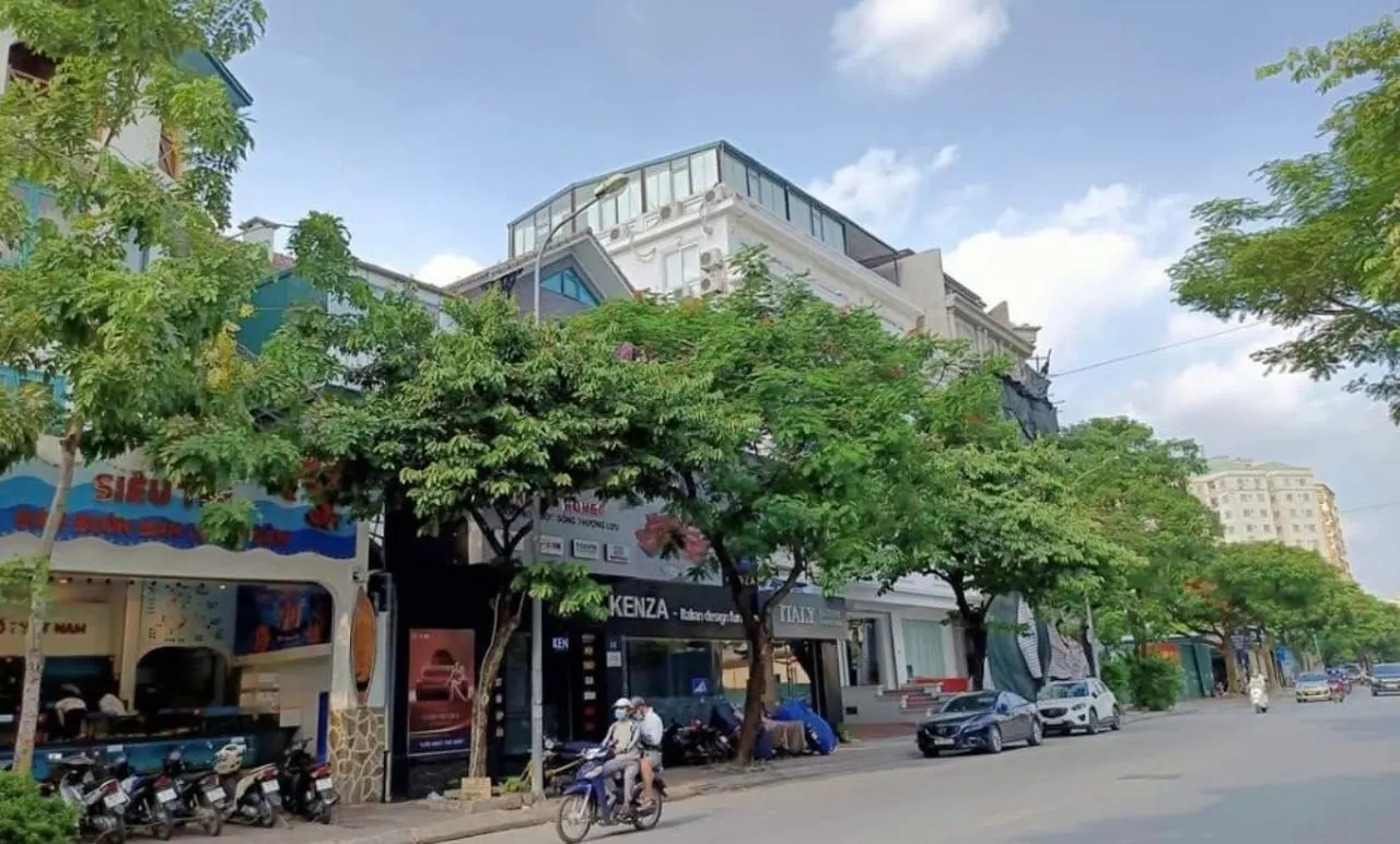Sở hữu vị trí kim cương tại mặt phố Trần Kim Xuyến, khu vực vip đang phát triển từng ngày