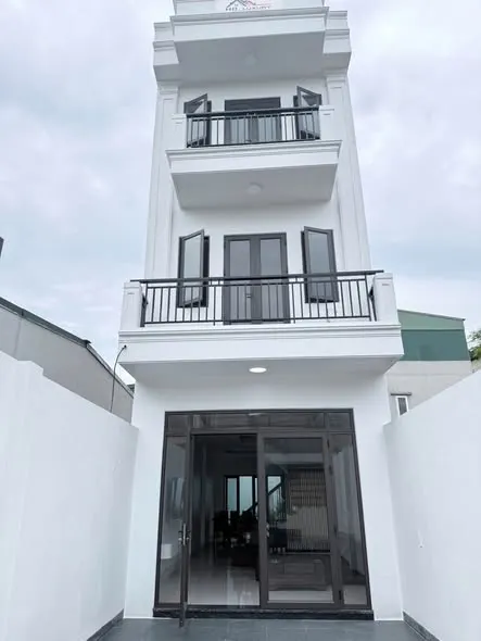Bán nhà phố Thành Yên, Quảng Phú, Thanh Hóa, giá 4,8 tỷ