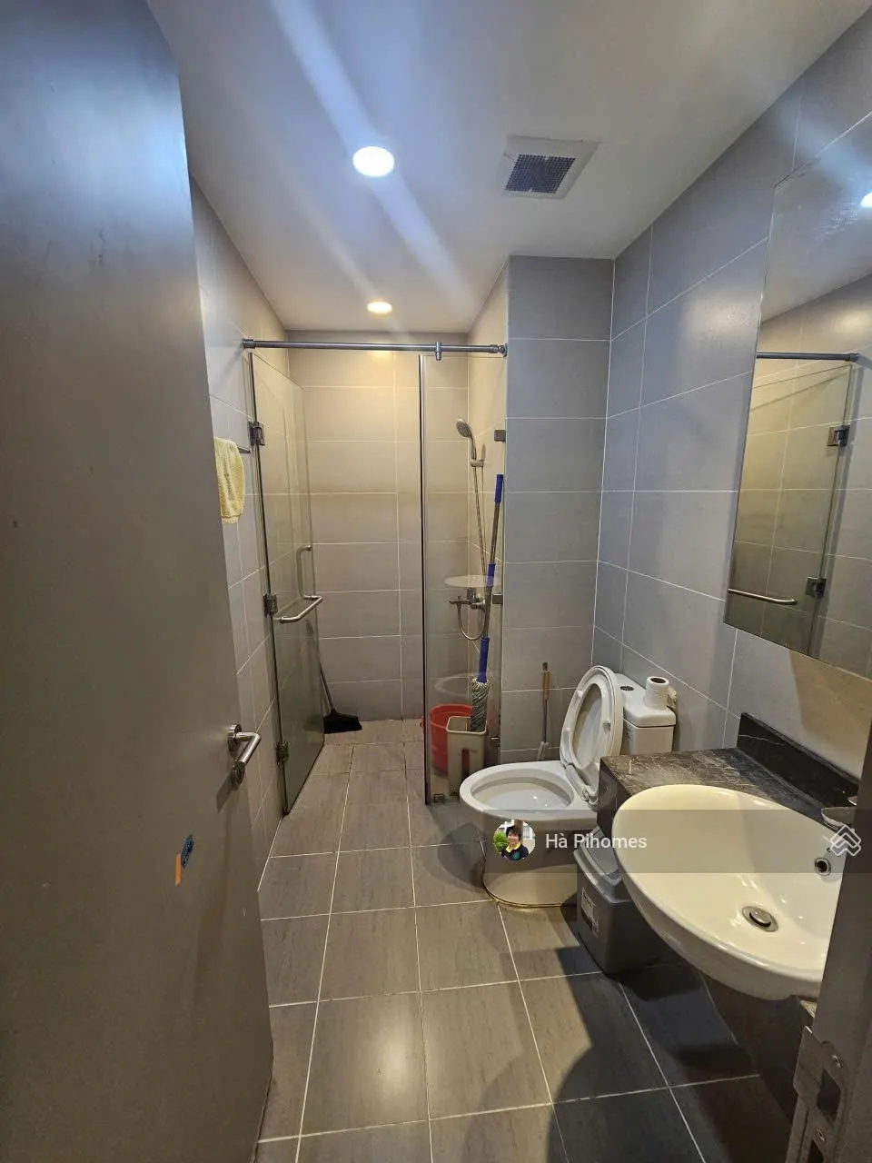 Một trong số ít 1 căn hộ view thoáng tại Gold View 2PN2WC 92m2 NTCB nhà mới sửa, trống sẵn