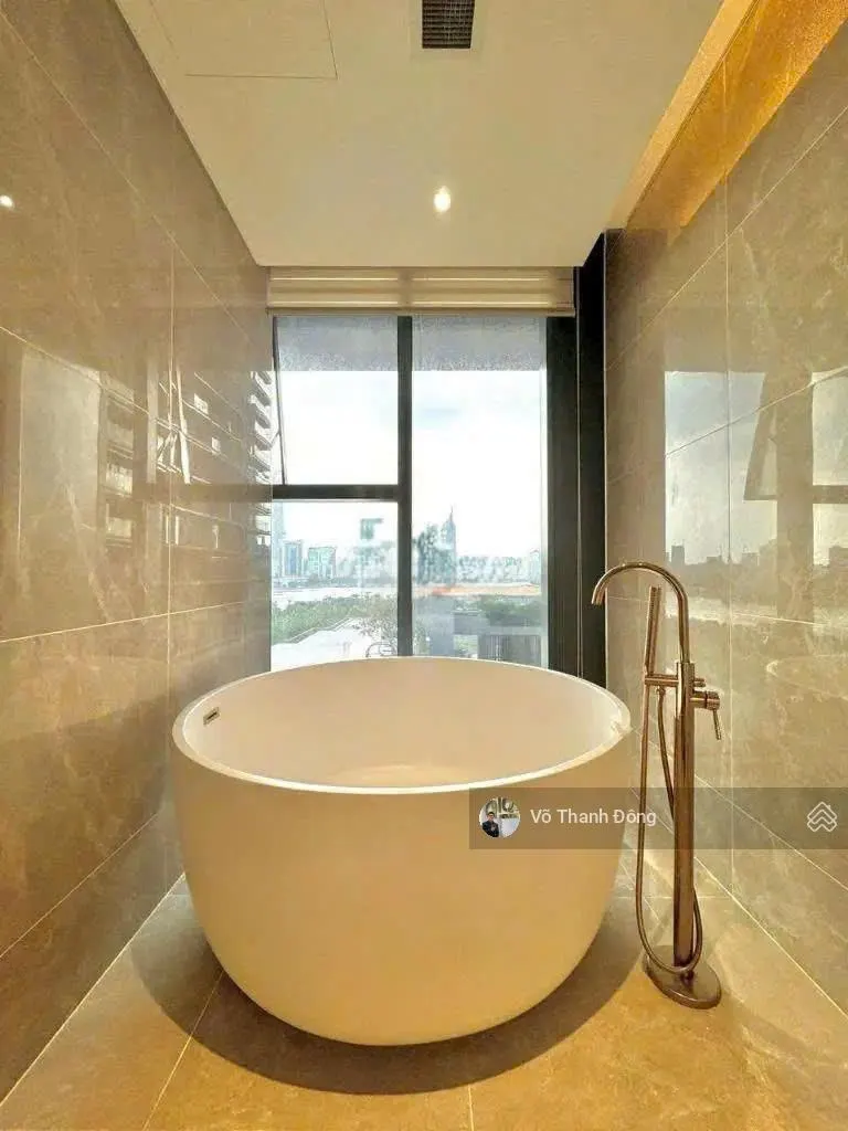 Cho thuê Cove Empire City 4PN 228m2, view sông trực diện, ban công rộng, giá 142 triệu/tháng