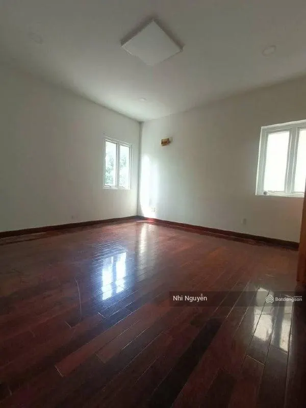 Cho thuê Nhà phố Quận 2 160m2 4PN
