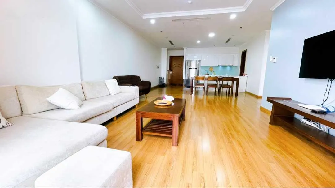 Cho thuê căn hộ tại Vinhomes Nguyễn Chí Thanh, 86m2, 2PN, 20 triệu/tháng, LH: 036••••28
