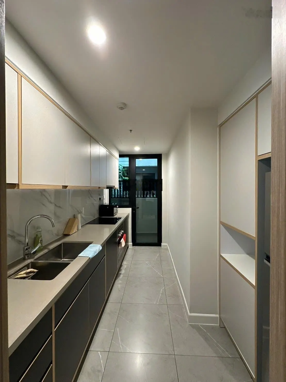 Cho thuê CC 2PN, 2WC, 10 triệu, 65m2 tại Asiana Capella, Quận 6, TP. HCM liên hệ 090••••68