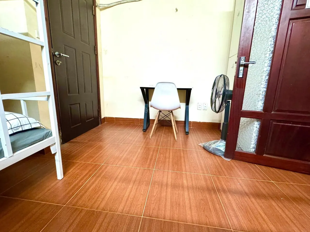 Phòng đẹp đủ đồ giá rẻ ngõ 41 Thái Hàở 2-4 người