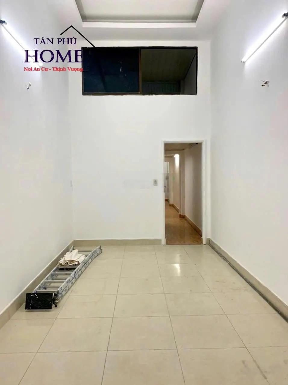 Mặt tiền nội bộ khu Nguyễn Sơn & Lê Lăng, 3.5 x 22m, cấp 4 + gác lửng "2PN + 1WC + 1 Phòng Tắm