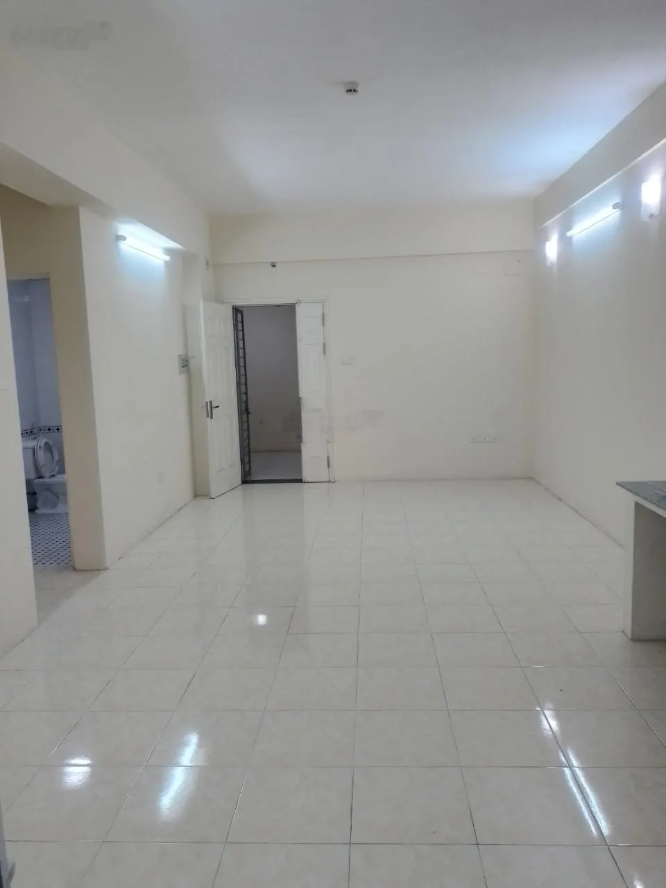 Cho hộ gia đình, anh chị em thuê chung cư @Home phố Yên Duyên, DT 60m, 2PN, 2WC, giá 6,5 triệu