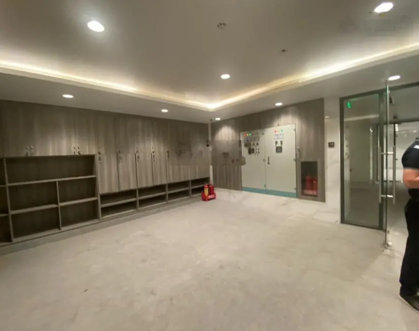 Cho thuê nhà mặt tiền Hoa Lan, Phú Nhuận