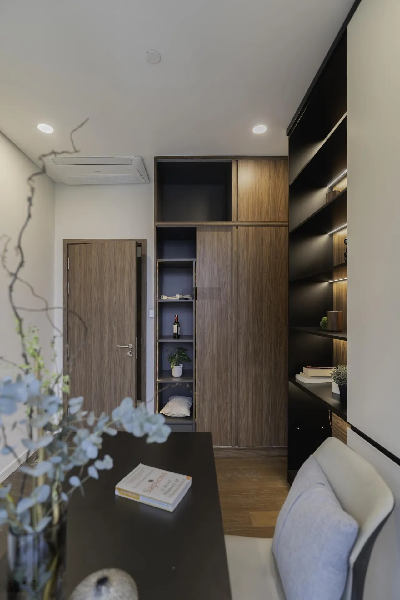 Cho thuê căn hộ The Galleria Metropole 4PN, 170m², full nội thất, thang máy riêng