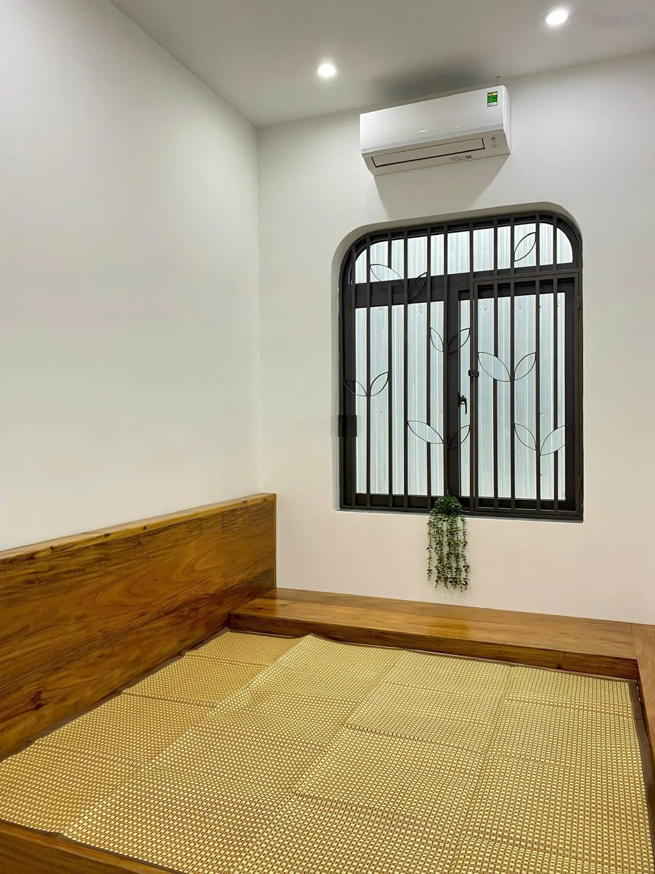 Bán nhà đường Hoàng Đình Ái gần ngã tư Mẹ Thứ - Hòa Xuân - Đà Nẵng