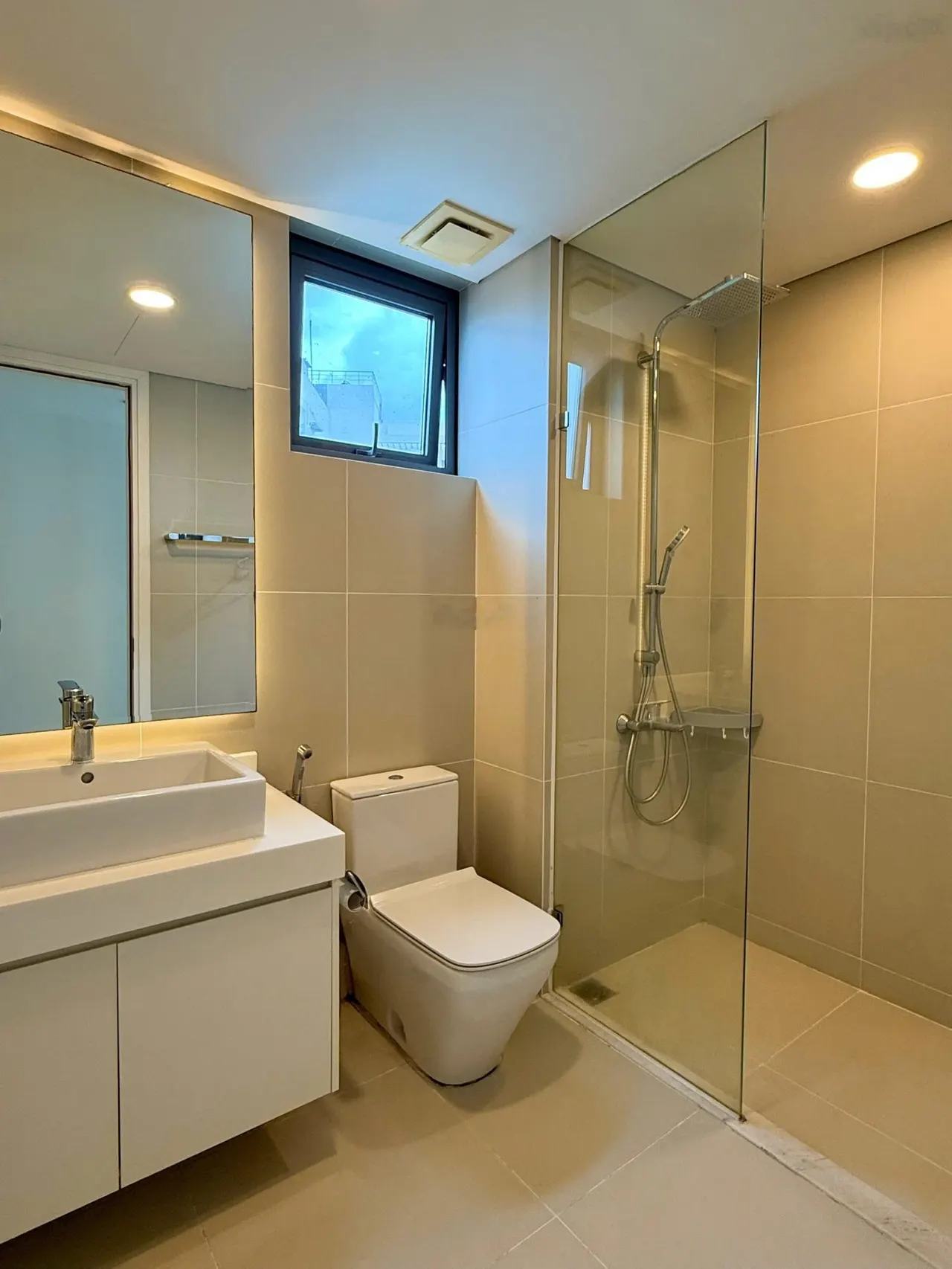 Cho thuê Gateway Thảo Điền 122m² 3PN tầng cao, view sông trực diện, nội thất mới 100%