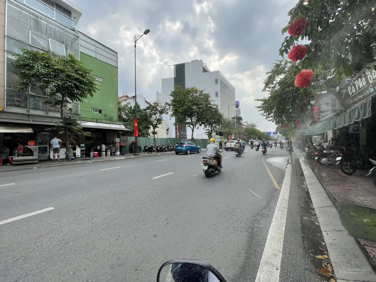 Cho thuê nhà MT nội bộ A75 Bạch Đằng, Tân Bình. DT: 4x15m, 1 lầu, 2PN, 3WC, giá tốt 15 triệu/tháng