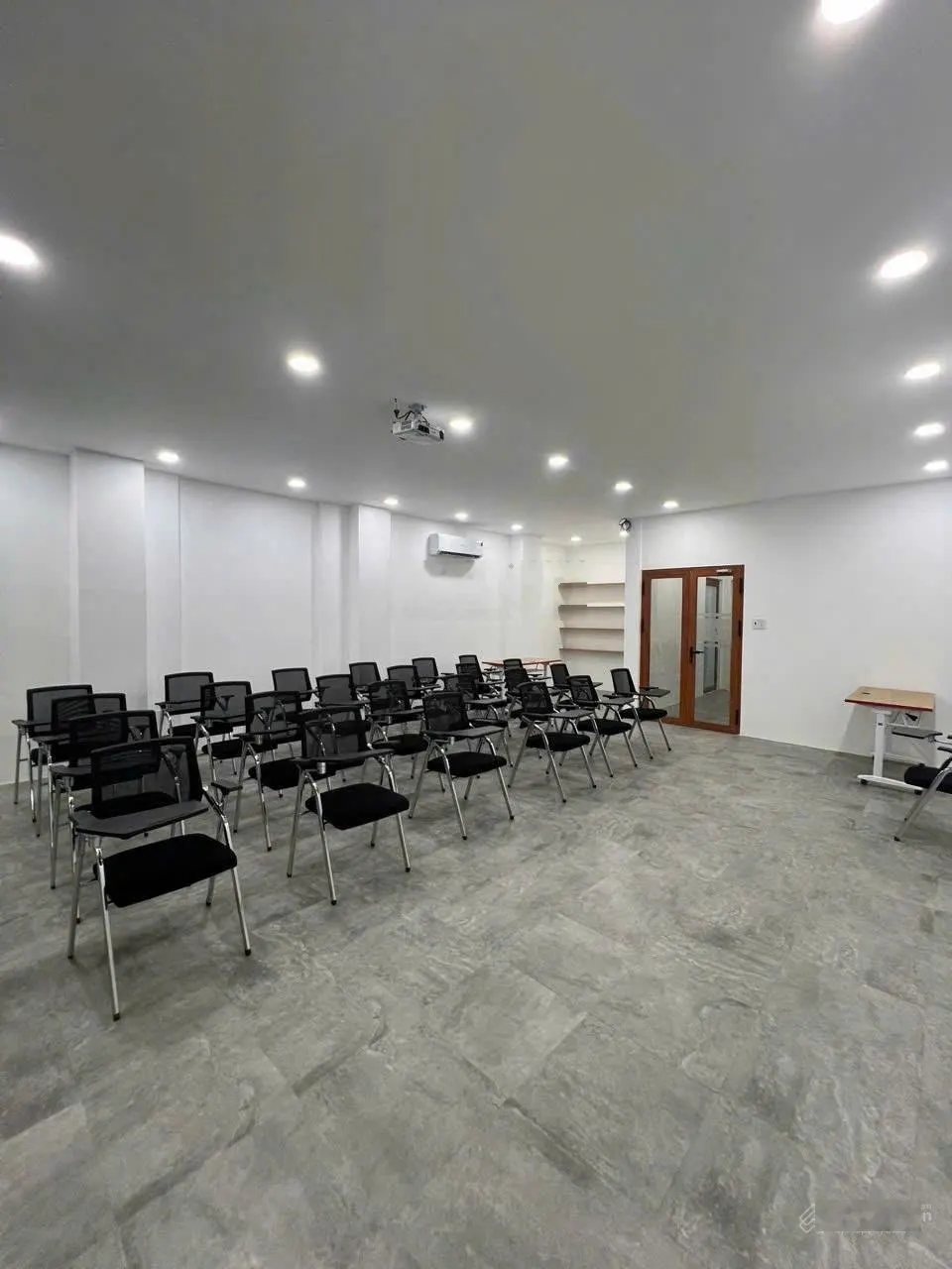 Tòa nhà mới nằm trên trục trung tâm Gò Vấp