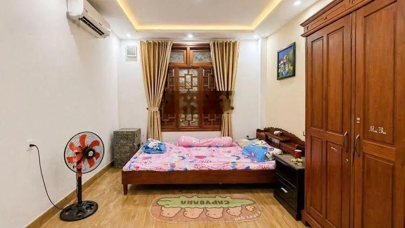 Cho thuê nhà 4 tầng đường Lê Nghị Nha Trang