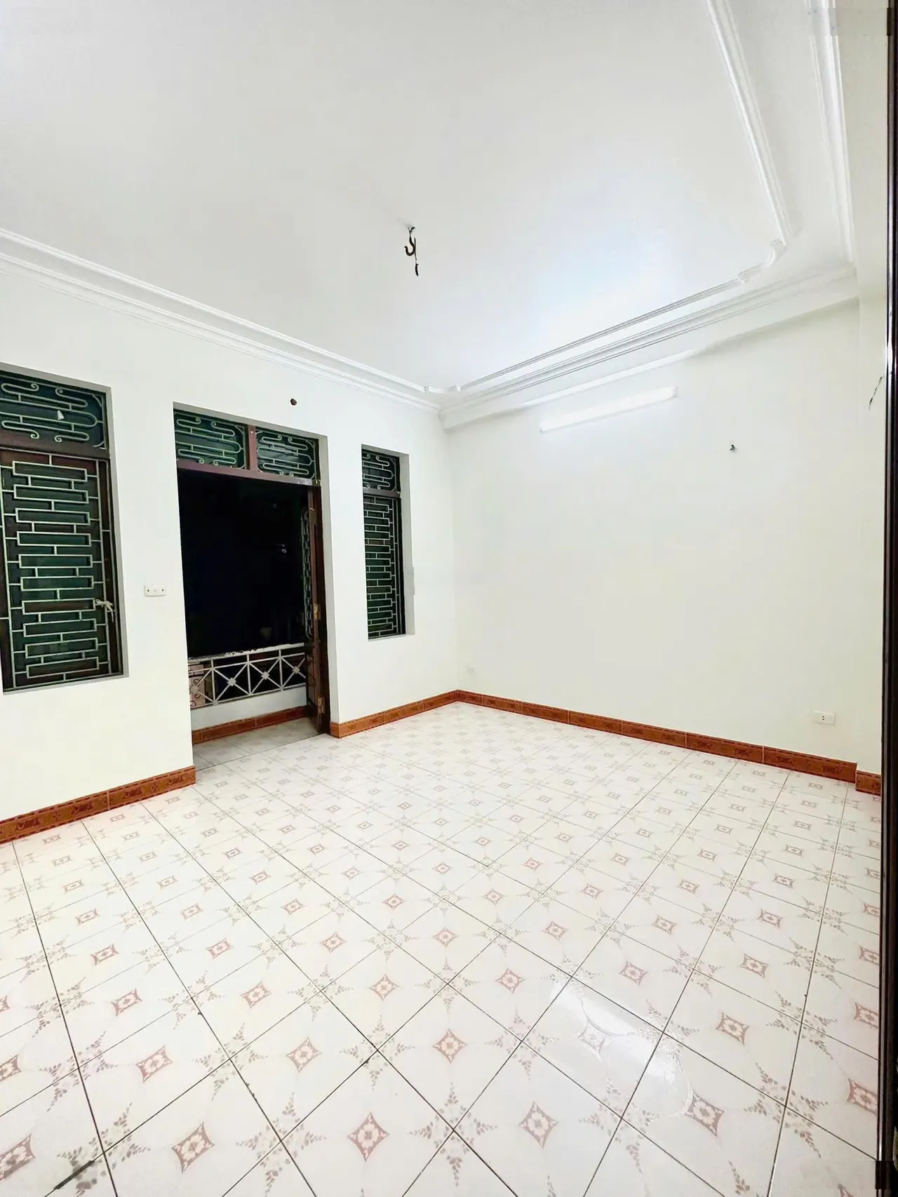 Ô tô 7 chỗ vào nhà, gần phố, PL 50m2 x 4T, chỉ 15 tr/tháng
