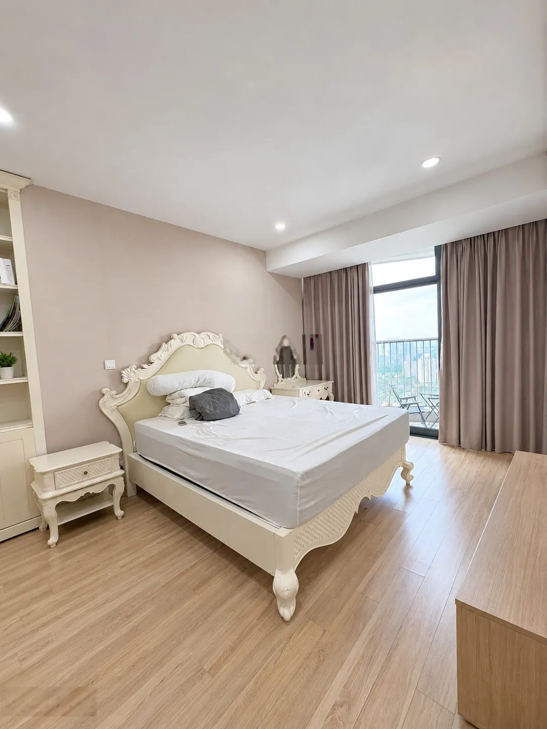 Căn 3PN, 2VS rộng 148m2 - Nhà full đẹp, như ảnh đăng. Em Tuấn chuyên Discovery