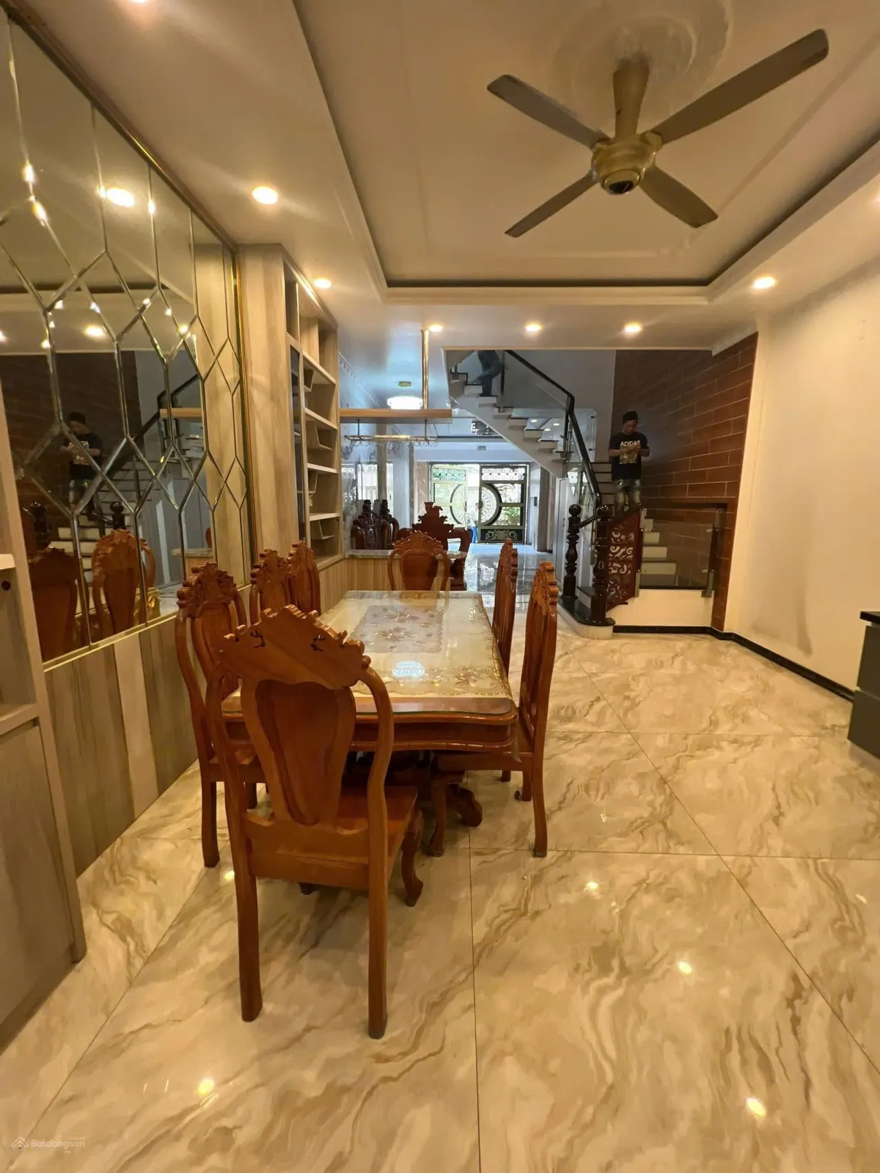 Full nội thất ! nhà đẹp MTKD khu tên lửa 4,5x20m 5 tầng 5PN 6WC gần đường số 7