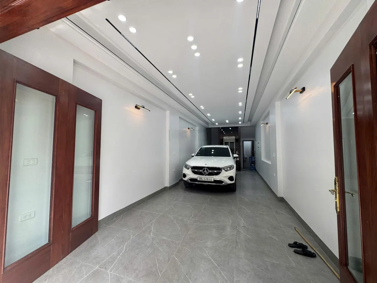 Chỉ 15,6 tỷ TL Nhà 56m, 6 tầng thang máy, đường 12,5m, fun đồ cao cấp đô thị Thượng Thanh Long Biên