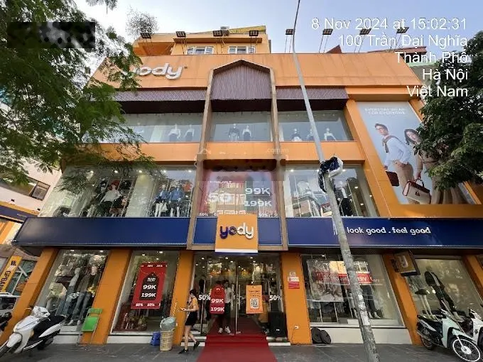 Cho thuê nhà mặt phố Trần Đại Nghĩa diện tích 220m2, 3 tầng, mặt tiền 15m, cho thuê gấp