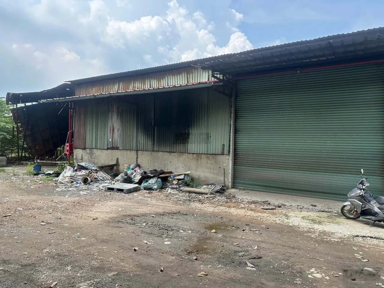 Cho thuê kho xưởng 750m2 tại Bình Chánh, Hồ Chí Minh, có PCCC, đường cont