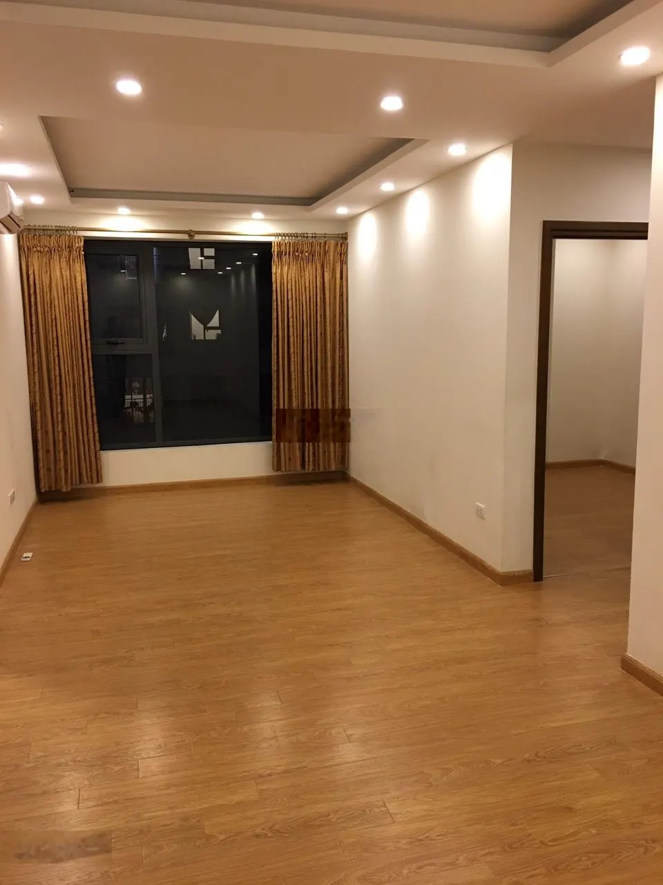 Nhà mình cho thuê căn hộ chung cư Momota 151 Nguyễn Đức Cảnh, căn góc thoáng, MTG